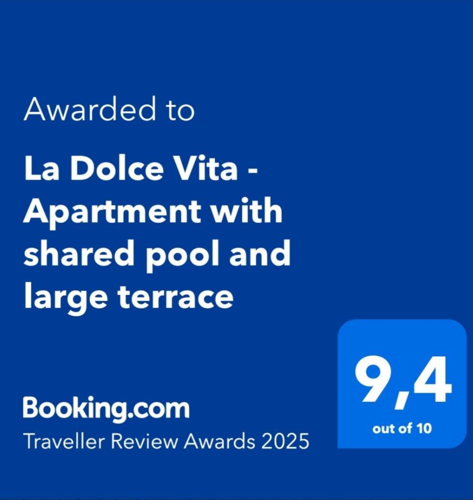 La Dolce Vita - Apartment With Shared Pool And Large Terrace Lido delle Nazioni Extérieur photo